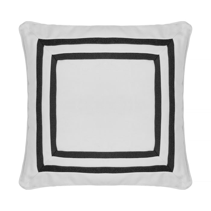 Arte Q cushion | White/black